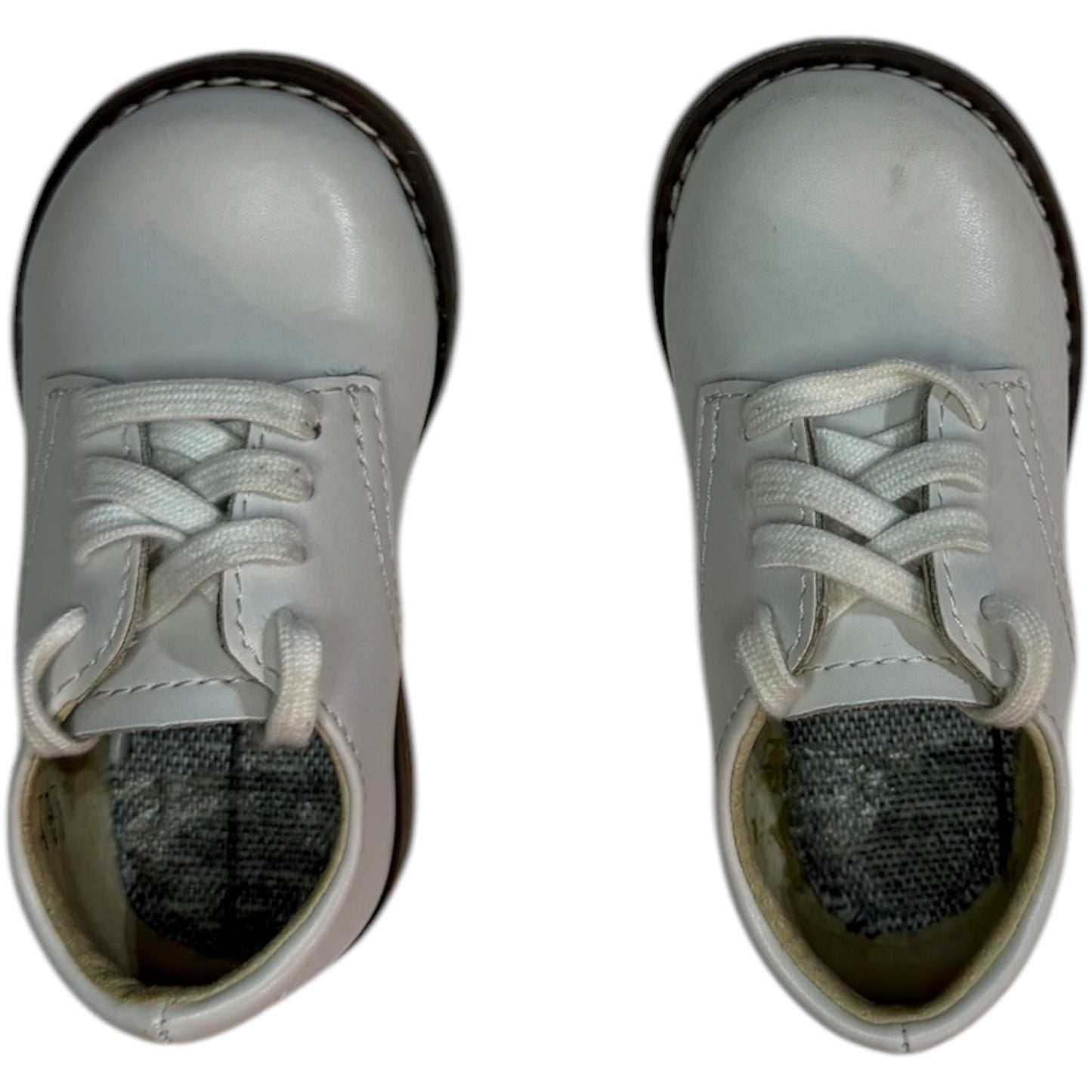Size 4 | Footmates Willy | White Oxford Shoe | GUC