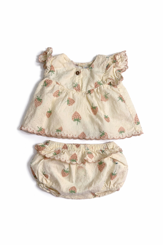 Size 3-6M | Jessica Simpson | Baby Girl Strawberry Outfit | GUC