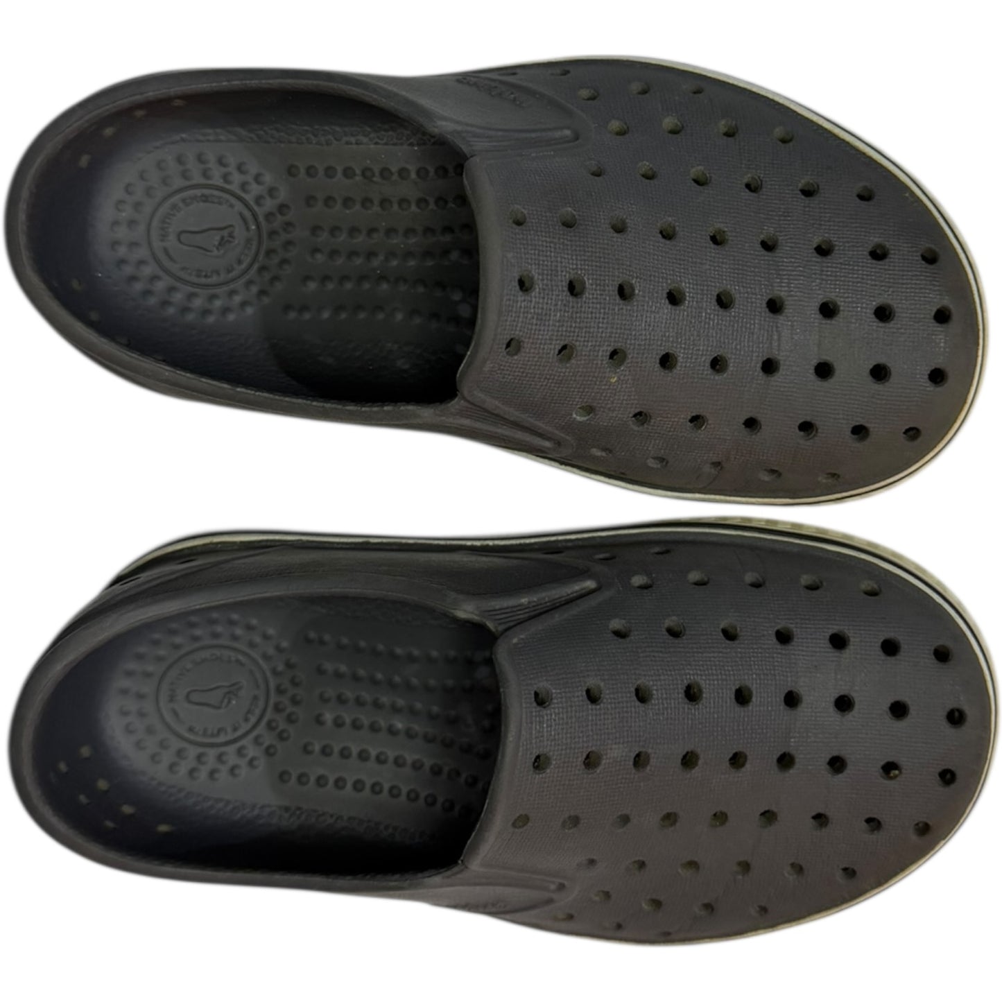 Size C9 | Native | Grey Jefferson Sneaker | Play
