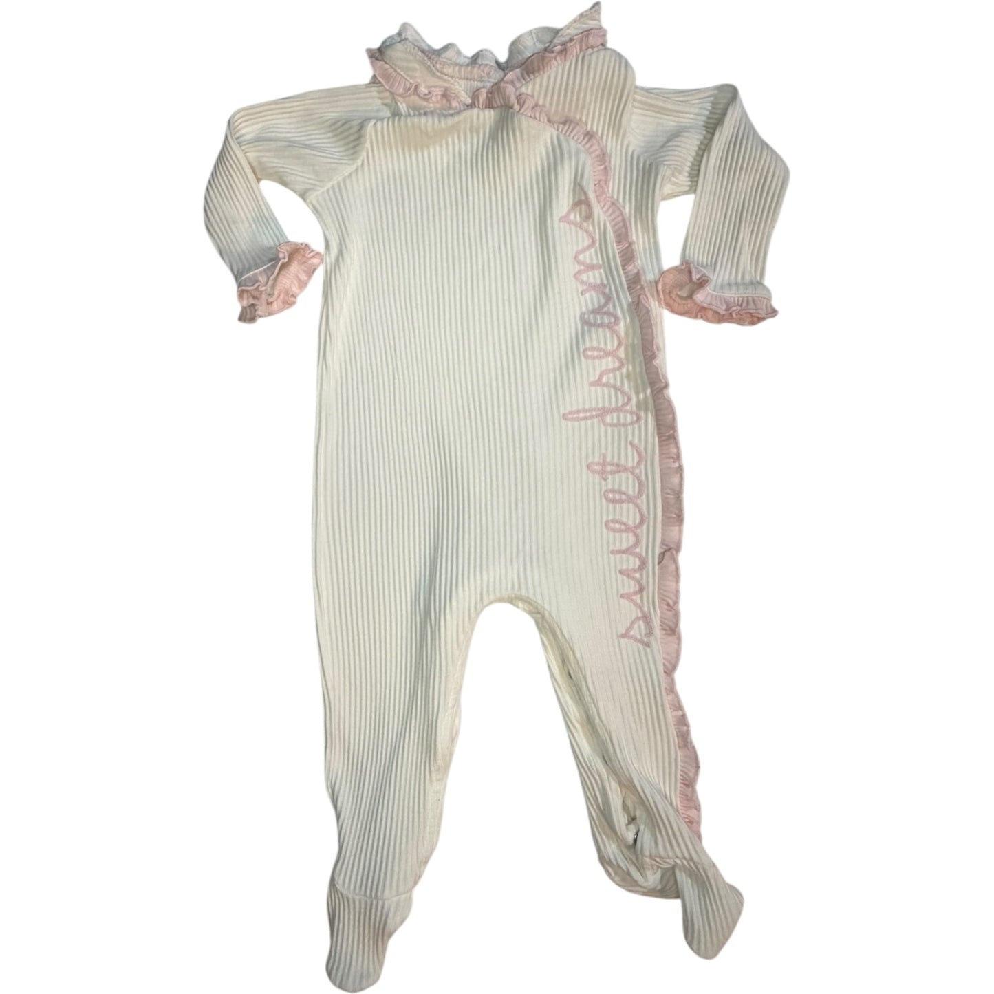 6-9M | Mud Pie | White & Baby Pink "Sweet Dreams" Ruffle Long-Sleeve Footed Sleeper | EUC